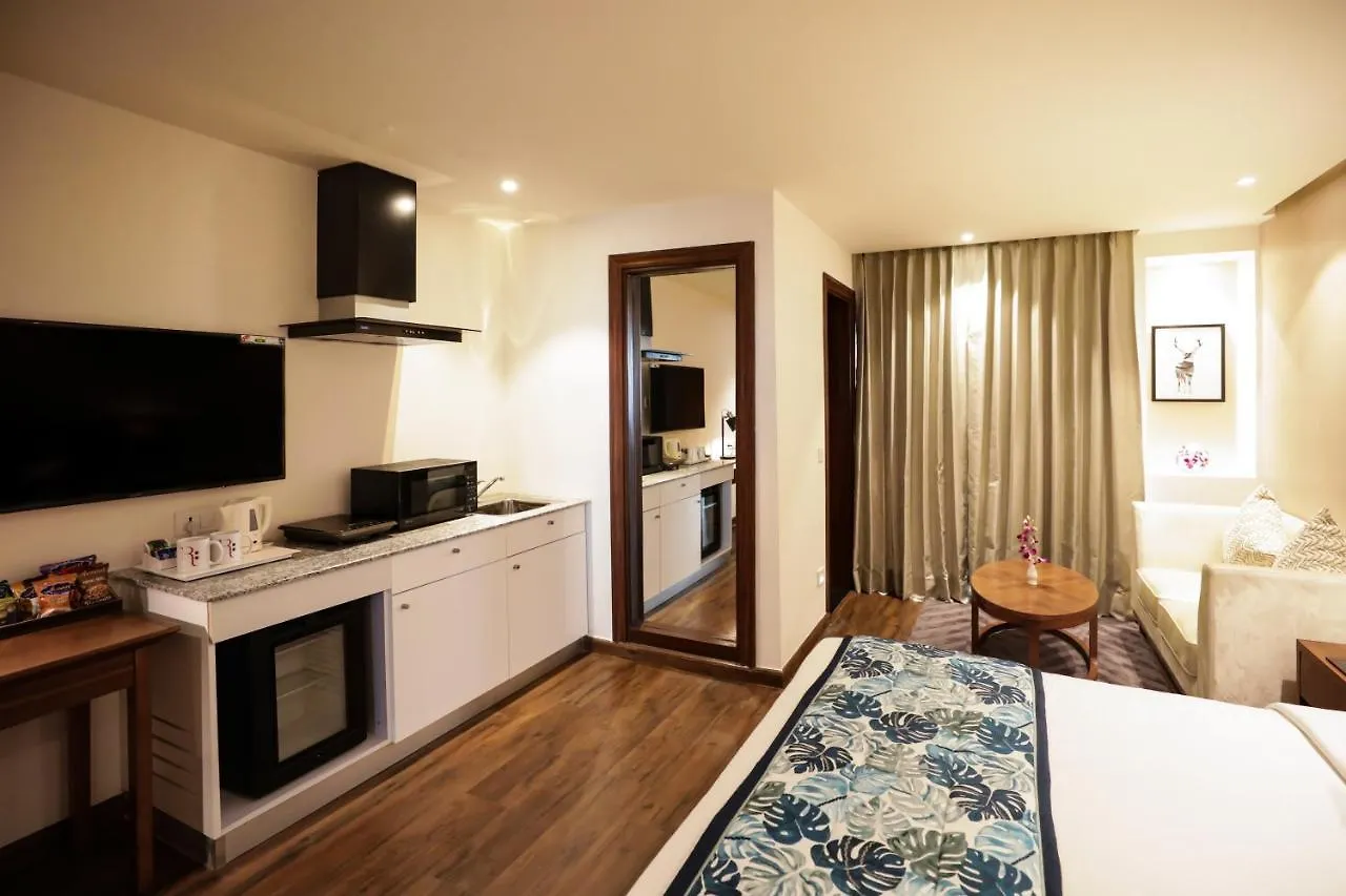 **** Hotel Regenta Suites Gurugram, Sohna Road, Sector 49 Gurgaon India