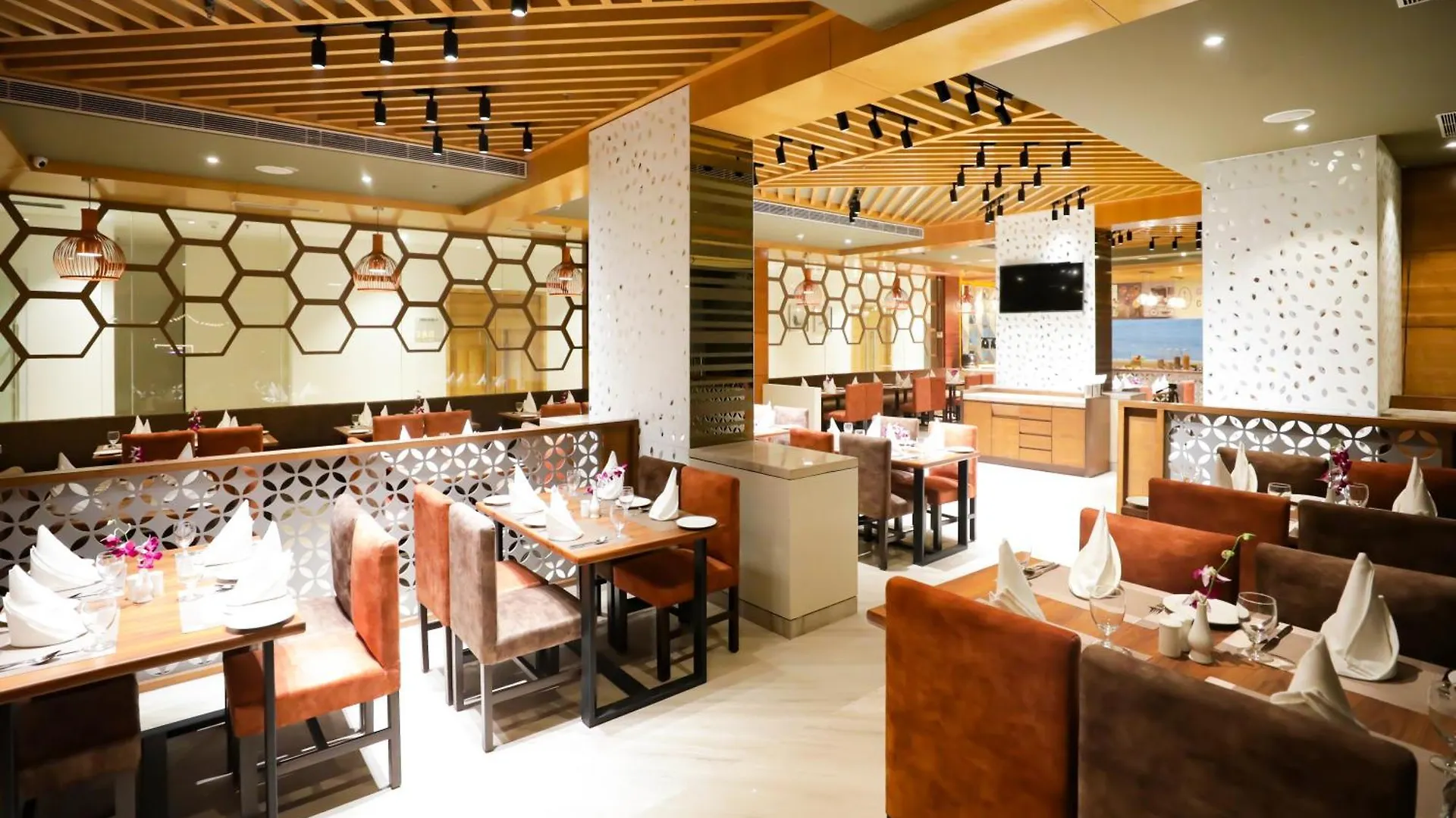 Regenta Suites Gurugram, Sohna Road, Sector 49 Gurgaon India
